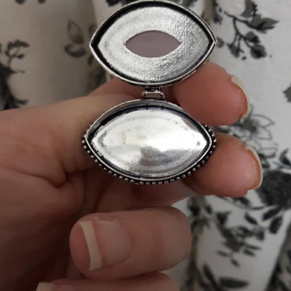 New Oversized Pink Chalcedony 925 Silver Poison Ring. - Picture 6 of 8